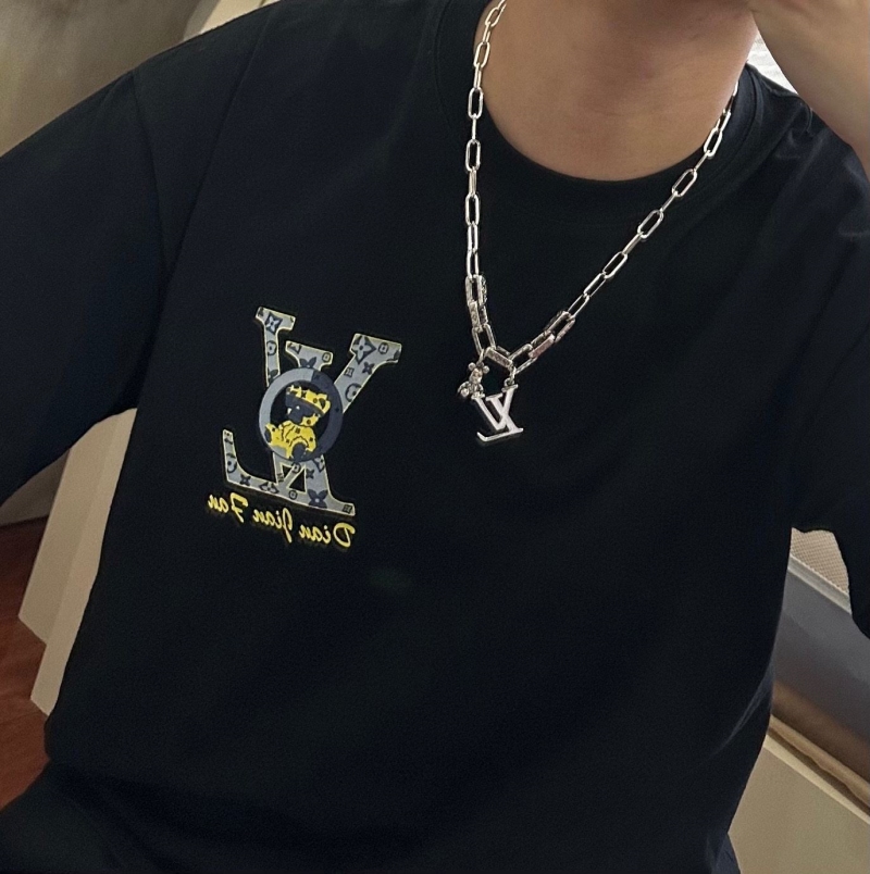 LV Necklaces